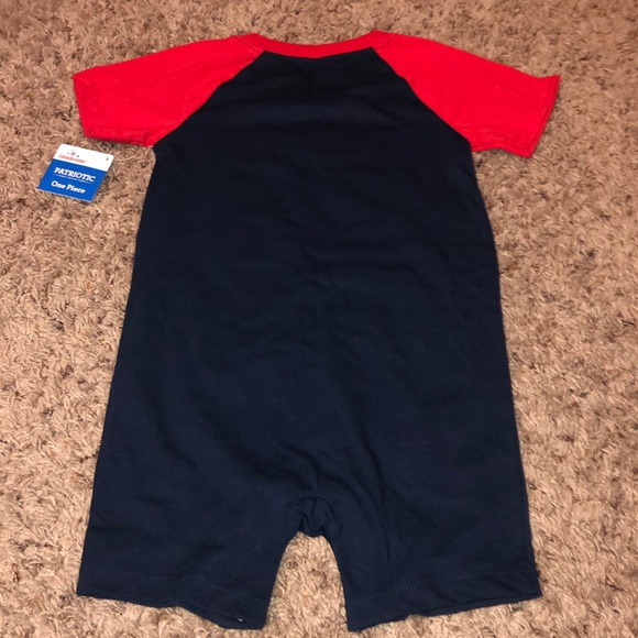NWT Patriotic kids Onesie - Picture 4 of 4